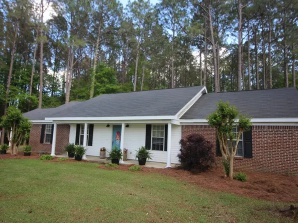 57 Harris Estate Rd, Laurel, MS 39443
