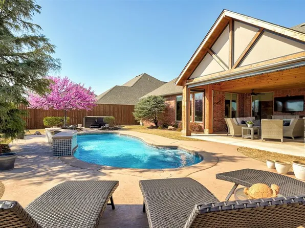 14612 Wayfield Cir, Oklahoma City, OK 73142