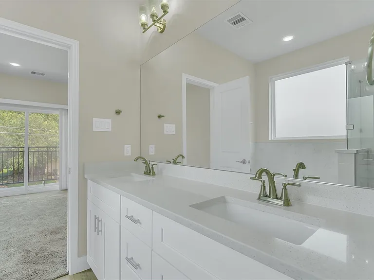 8318 Sunnyhill St — Photo 29