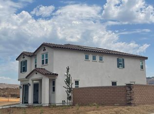 20061 Sunburst Ct, Riverside, CA 92507