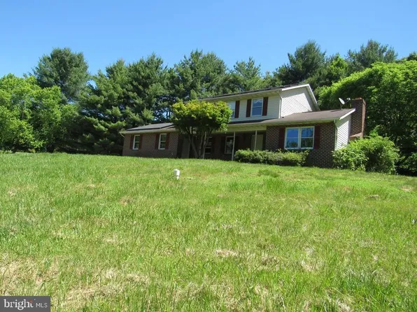 681 Hook Rd, Westminster, MD 21157
