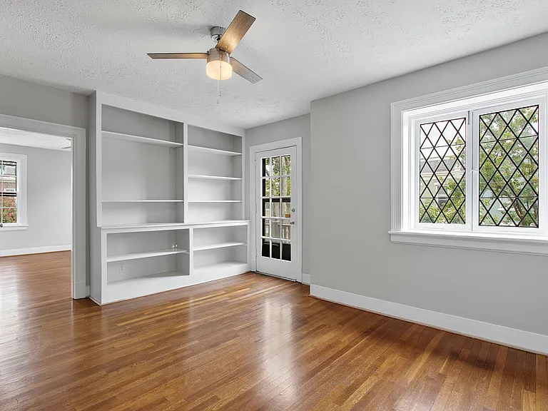 210 N Stafford Ave #21 — Photo 15