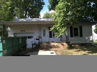 1104 E Empire St, Bloomington, IL 61701