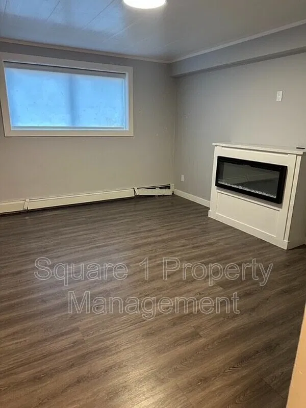 2 bed, 1.0 bath, 850 sqft, $1,600 — Photo 2