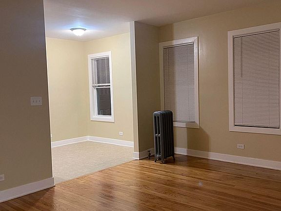 3rd image of 7506 S Vernon Ave #3D