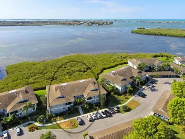 1325 Perico Pointe Cir, Bradenton, FL 34209
