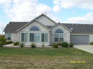 2735 Madelynn Dr, Champaign, IL 61822