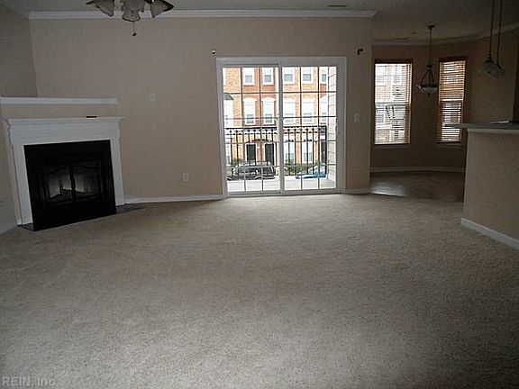 5th image of 627 Claire Ln