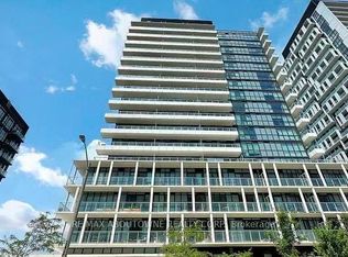180 Fairview Mall Dr #902, Toronto, ON M2J 0E7