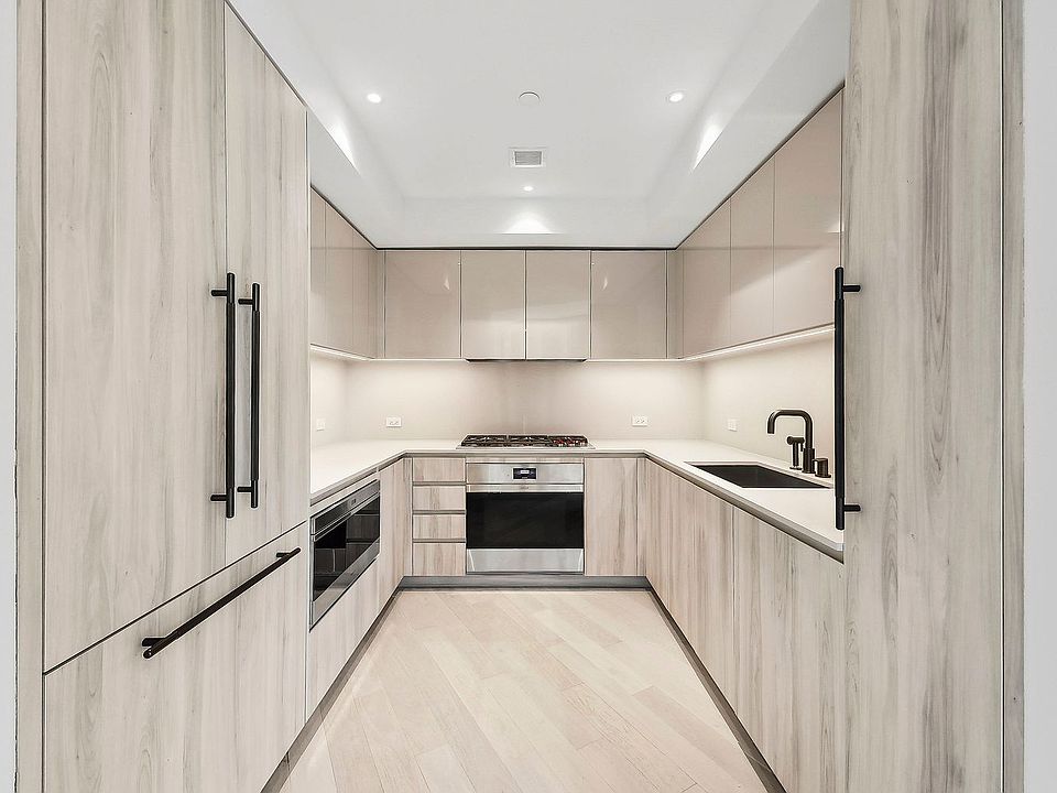 1st image of 1 W 60th St #5G