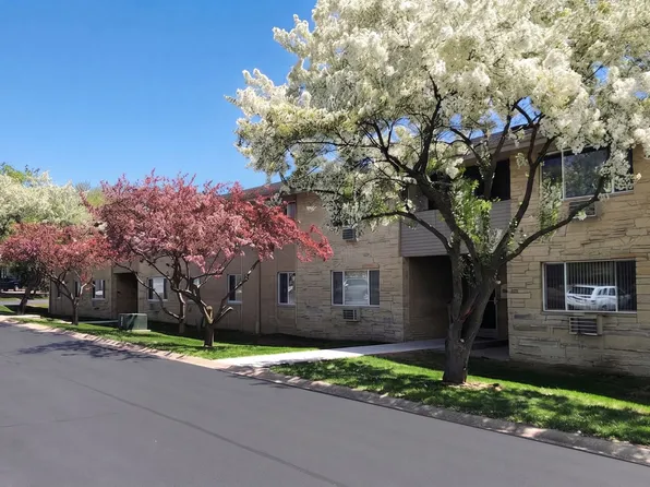 Forest Place Apartments