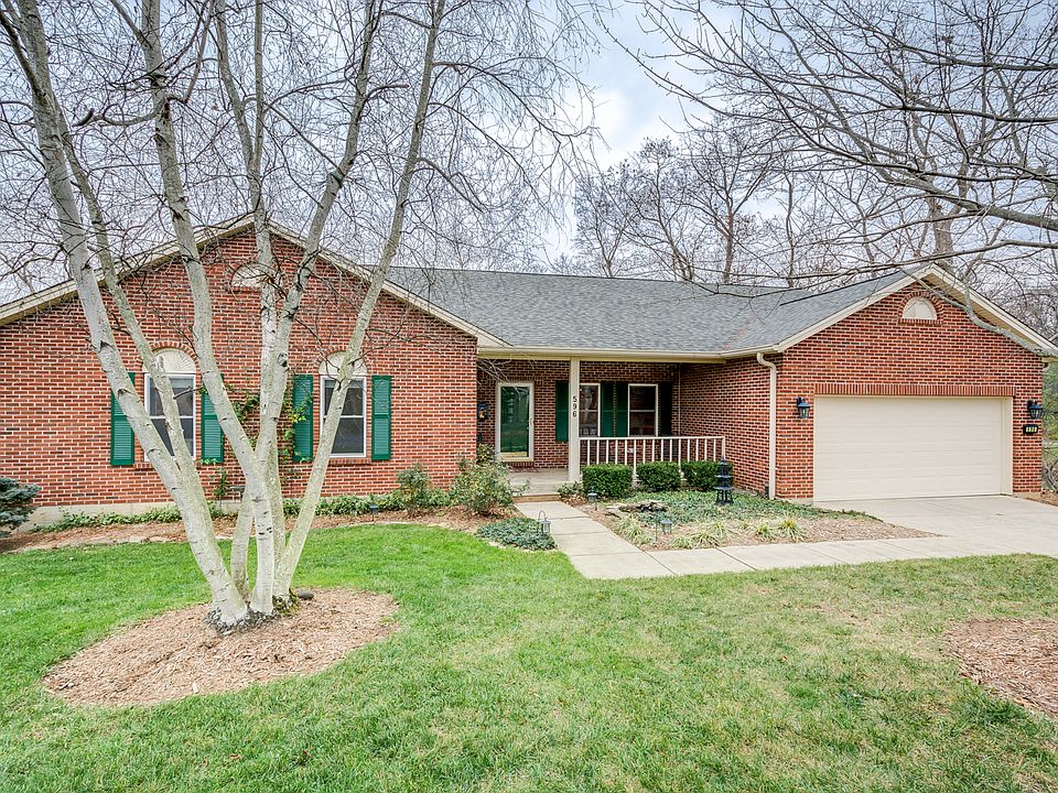 1st image of 596 Laurel Oaks Dr