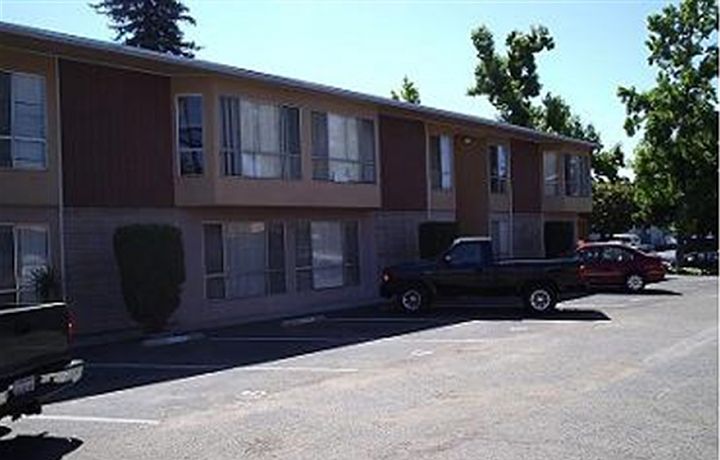 1st image of 885 Leff St APT 9