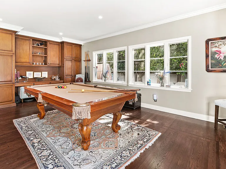 401 N McCadden Pl — Photo 24