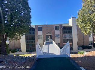 1501 Summit Pointe, Scranton, PA 18508