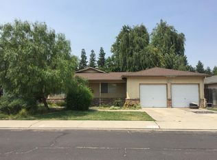 5693 Comanche Dr, Manteca, CA 95336