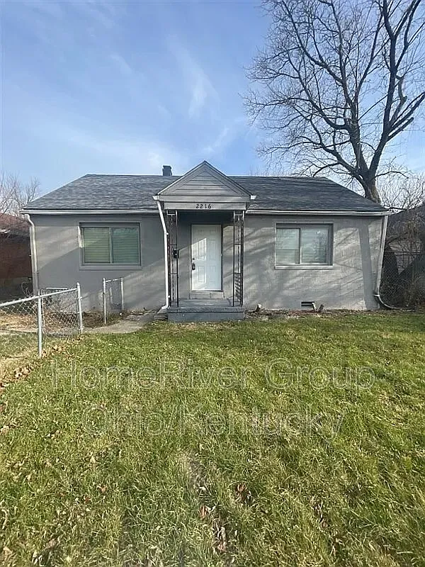 2 bed, 1.0 bath, 831 sqft, $1,097 — Photo 1