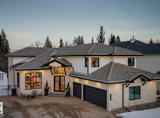 1486 Welbourn Dr NW, Edmonton, AB T6M 2M1