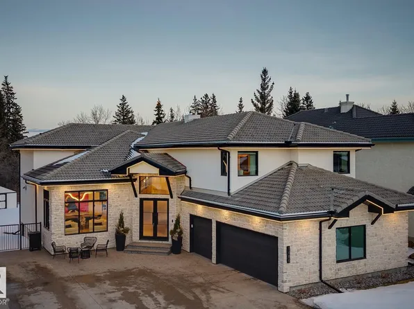 1486 Welbourn Dr NW, Edmonton, AB T6M 2M1