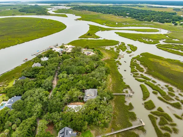 1896 Bowens Island Rd, Charleston, SC 29412