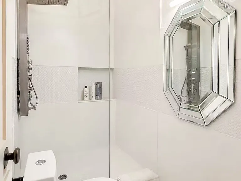 875 SW 13th Ave — Photo 37
