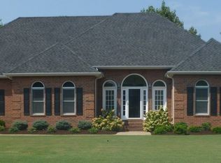 2703 Howell Dr, Murfreesboro, TN 37130