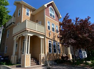 23 Saint Marie St #3, Collingwood, ON L9Y 3J9