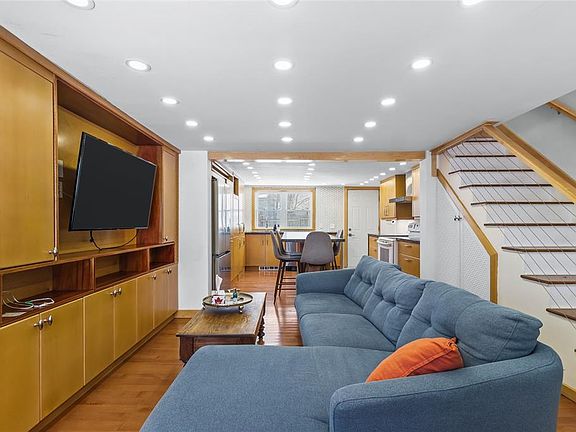 4th image of 39 Spencer Street