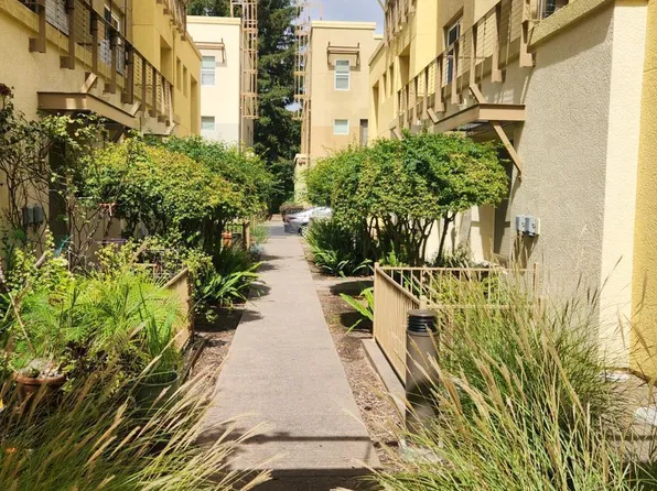 318 City Center Drive, Rohnert Park, CA 94928
