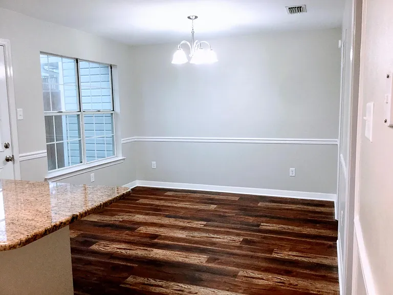 270 Hillcrest Rd #301 — Photo 7