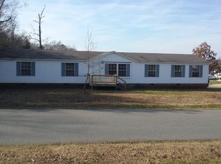 1400 Pony Farm Rd, Siler City, NC 27344