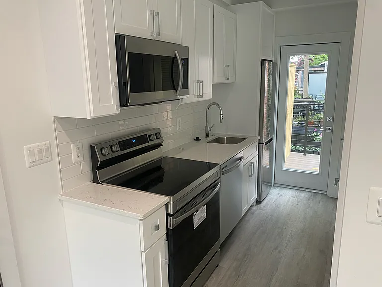3230 11th St NW — Photo 1