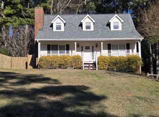 1143 Ironwood Dr, Grayson, GA 30017