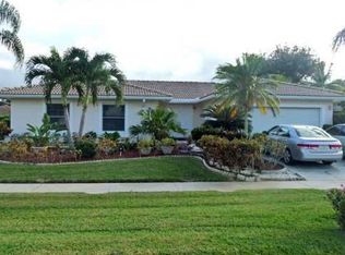 4886 Acorn Dr, Boca Raton, FL 33487