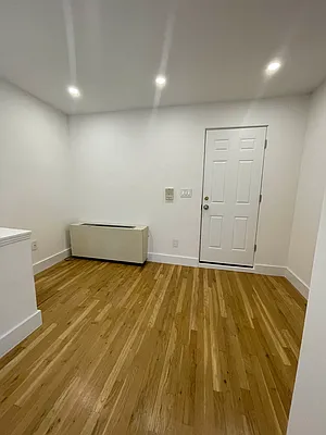 Rented by Compass | media 34