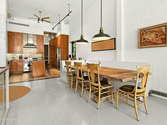 5th image of 214 W 17th St APT 1A