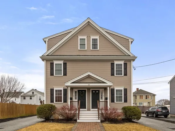 23 Dix St #1, Waltham, MA 02453