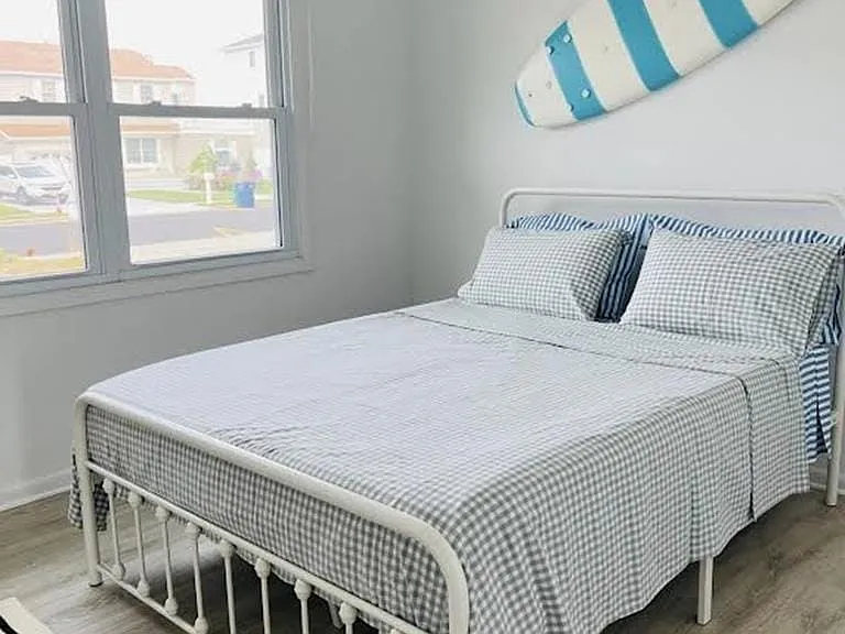 38 Ocean Dr W — Photo 10