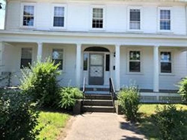 1st image of 109 Franklin St APT D