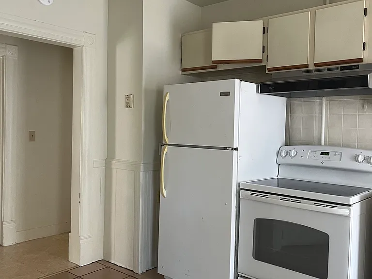 26 Darrow St #1 — Photo 4