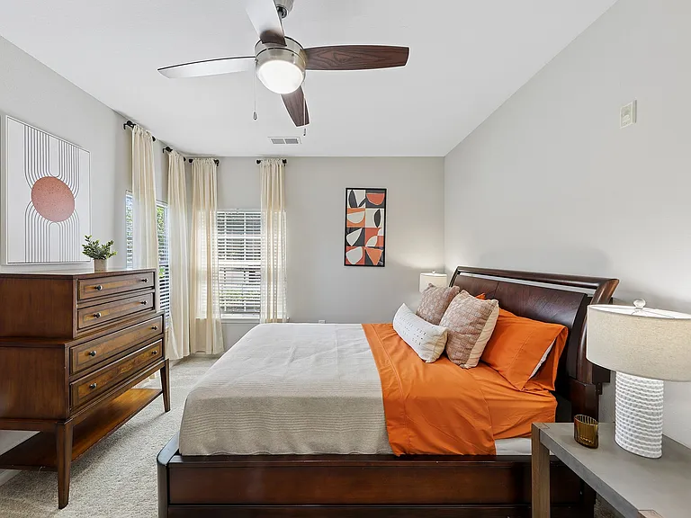 Vintage Retreat Apartments — Photo 9