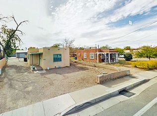 228 Candelaria Rd NW, Albuquerque, NM 87107