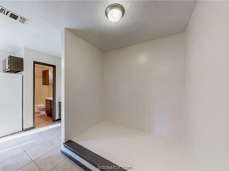 725 Peppertree Dr #22 — Photo 35