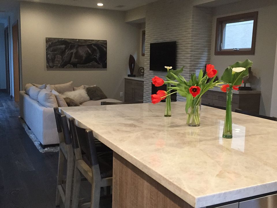 2nd image of 1320 Edgemont 22