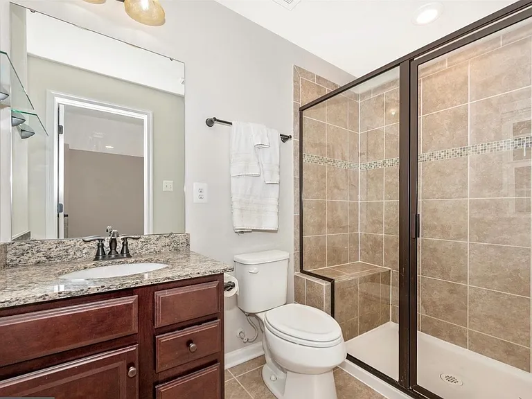 113 Montreal Way — Photo 20