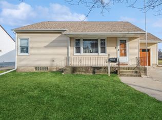 1701 9th Ave, Belle Plaine, IA 52208