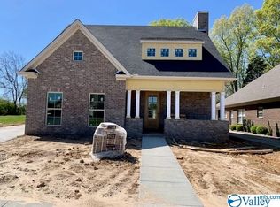 2027 Sarah Ln, Decatur, AL 35603