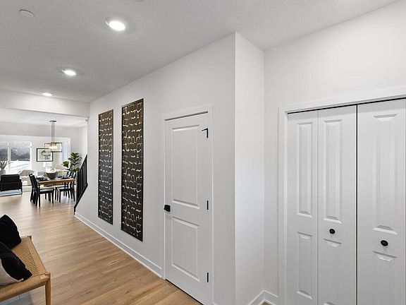4th image of 13727 Hollybrook Cir