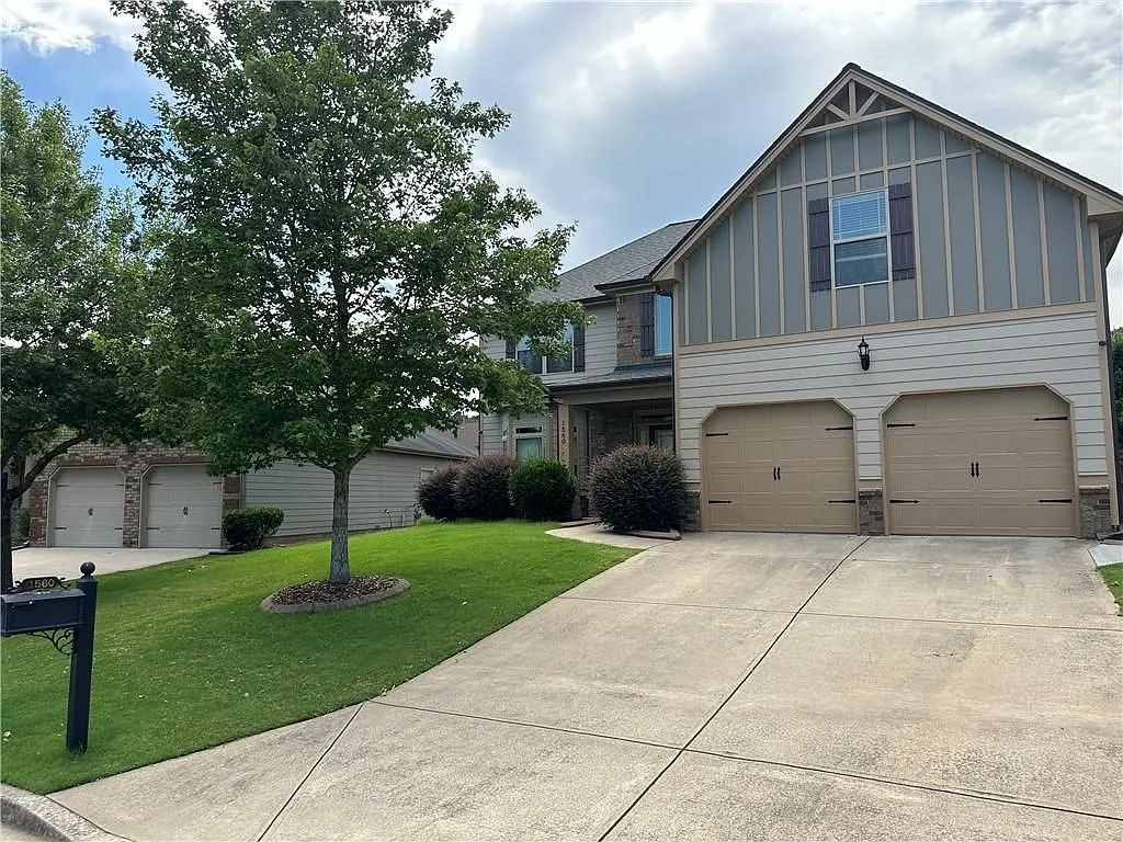 4 bed, 3.0 bath, 3002 sqft, $2,790 — Photo 2