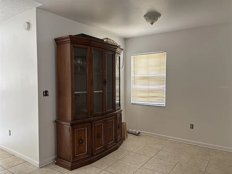 2119 W Okaloosa Ave — Photo 5